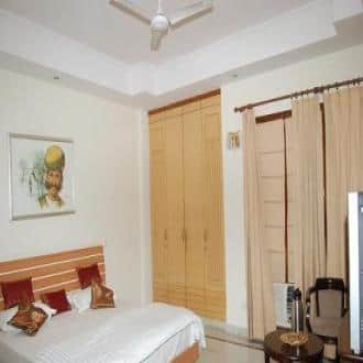 Stay In A Apartment In Delhi Barakhamba, New Delhi 1
